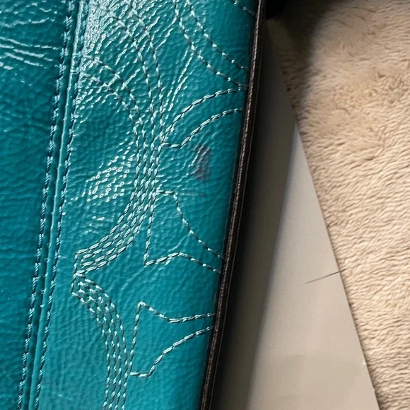 Coach Stunning Patent Leather Bag Teal Coach E1275-F19198 - Picture 7 of 11